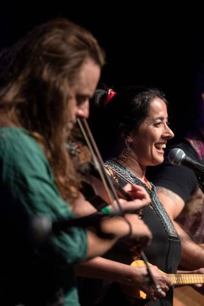 הרכב גרוב אתני